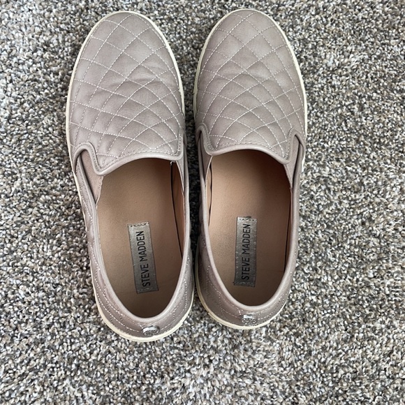 Steve Madden ECENTRCQ SLIP-ON SNEAKER - Picture 3 of 5